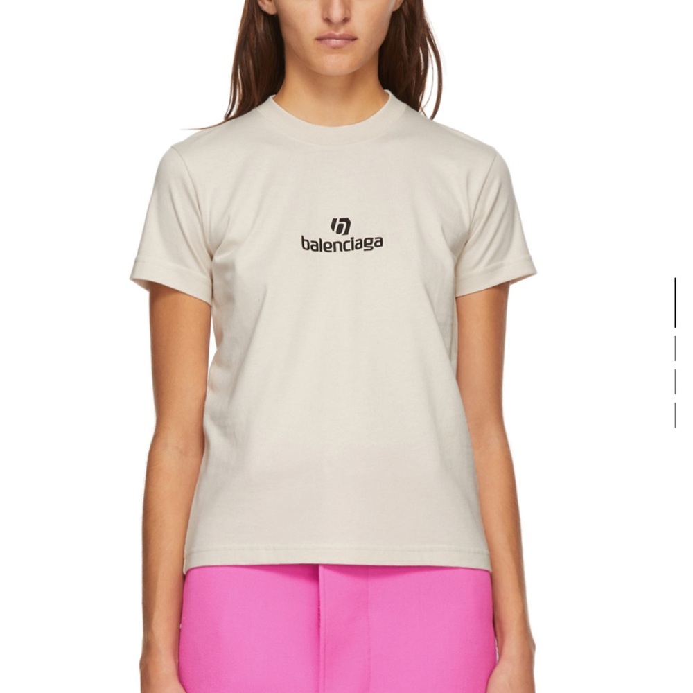 BALENCIAGA
Beige Sponsor Logo T-Shirt Size S